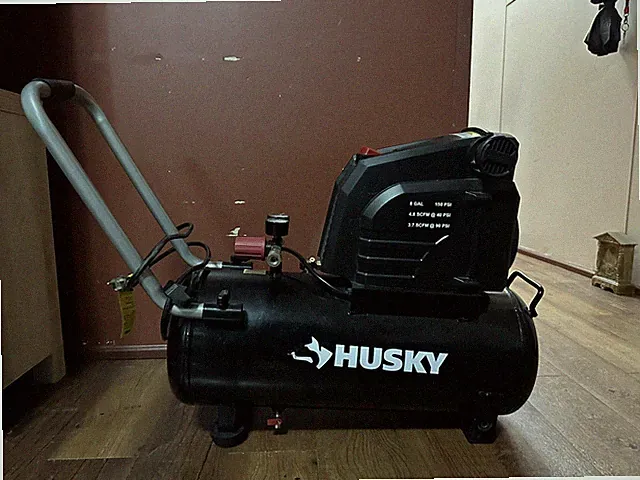 Husky 0300816 Hotdog Air Compressor